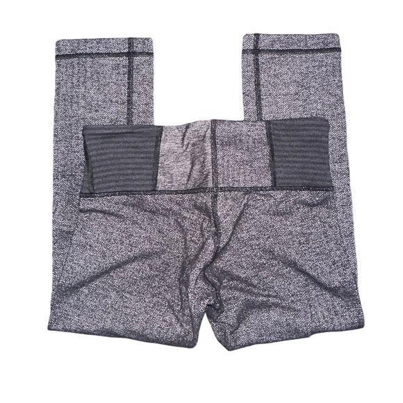 Lululemon Wunder Under Crop III - Picture 13 of 14